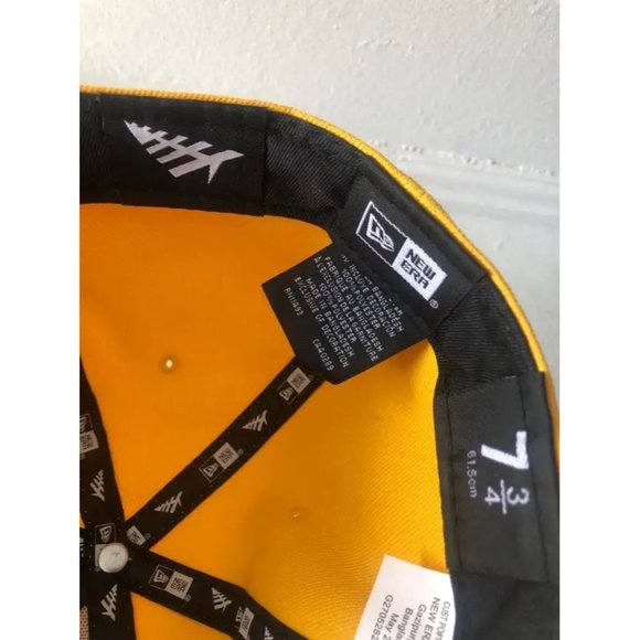 Authentic Jay-Z Paper Planes fitted hat - Picture 2 of 2